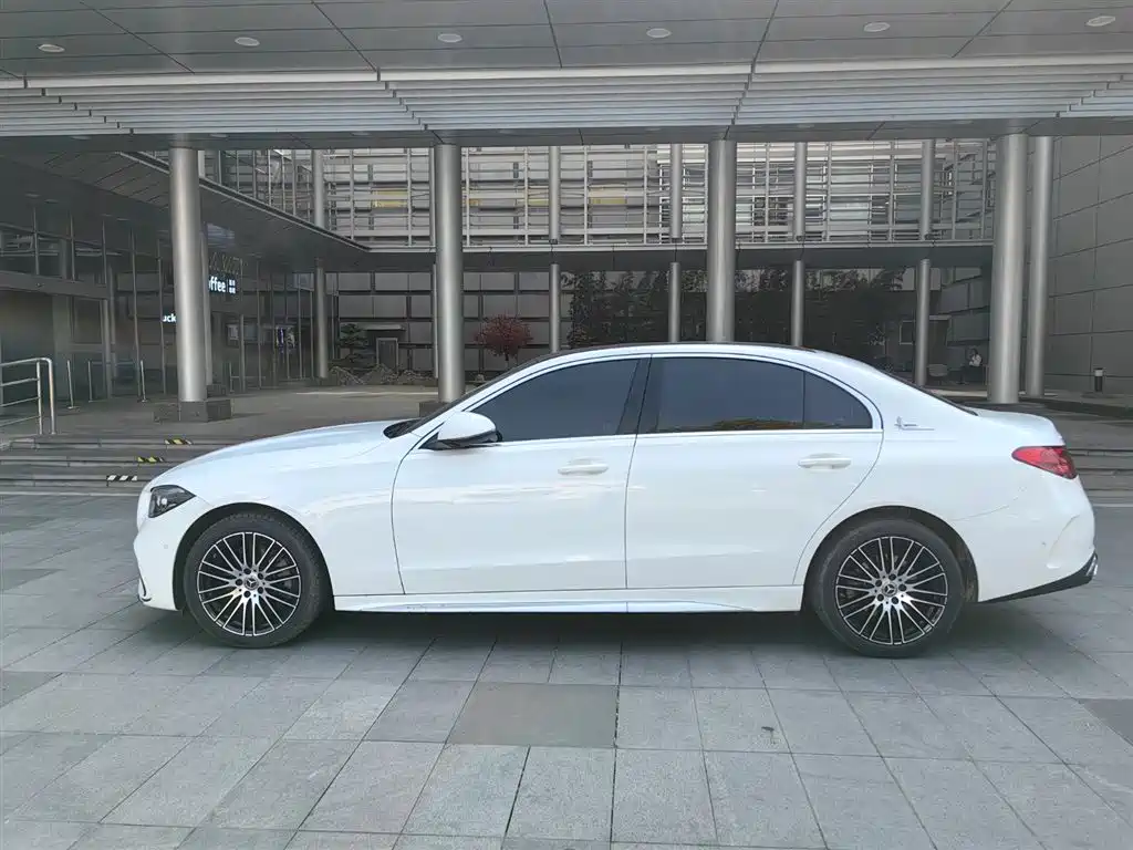 Mercedes-Benz C-Class 2024 C 260 L Sport фото 7