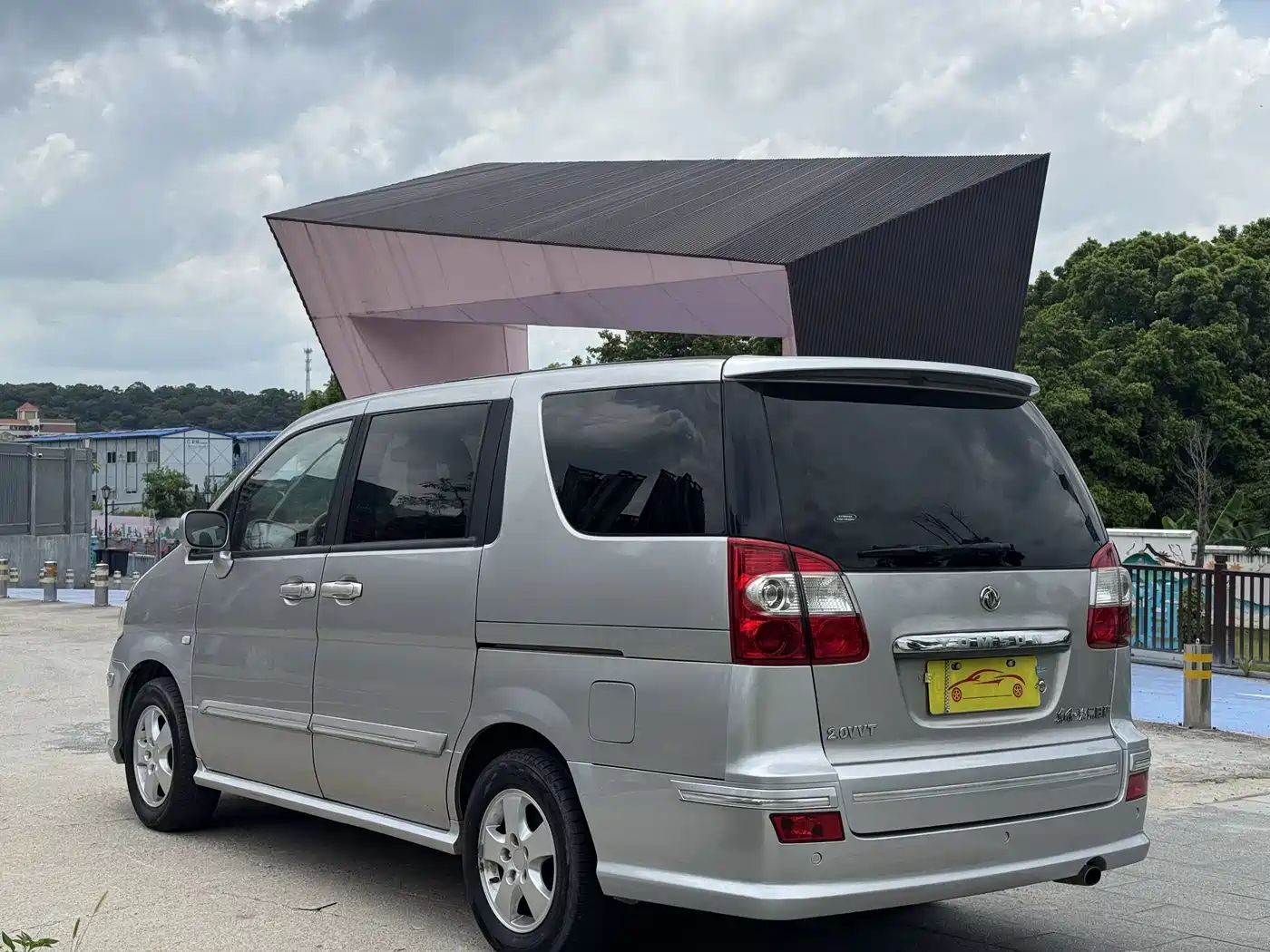 Dongfeng Yuxuan 2010 2009 2.0L Manual Luxury