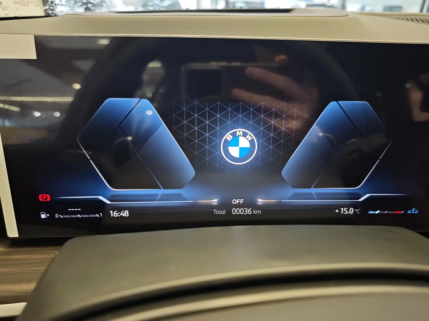 BMW X5 2025 Model xDrive 40Li M Sport Blackout Package фото 13