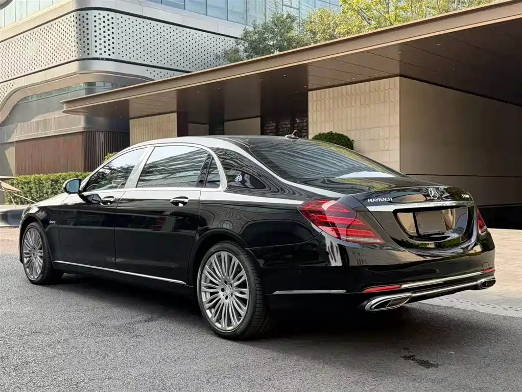 Mercedes-Benz Maybach S-Class 2015 S 500 4MATIC фото 6