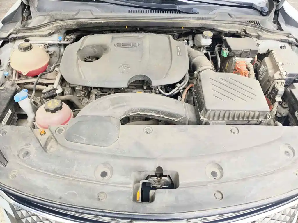 صورة 9 - Geely Emgrand L HiP