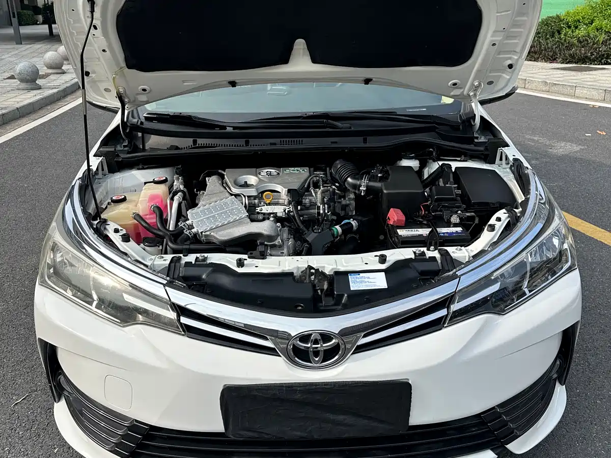 Toyota Corolla 2017 Facelift 1.2T S-CVT GL фото 6