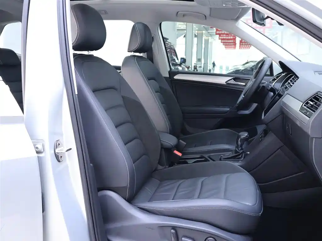 Volkswagen Tiguan L 2020 330TSI Auto 2WD Panorama Comfort China VI фото 20