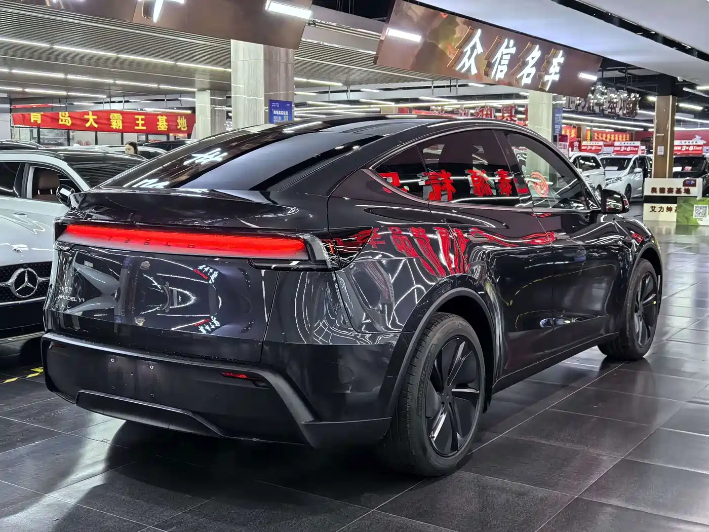 Tesla Model Y 2026 2026 Long Range All-Wheel Drive