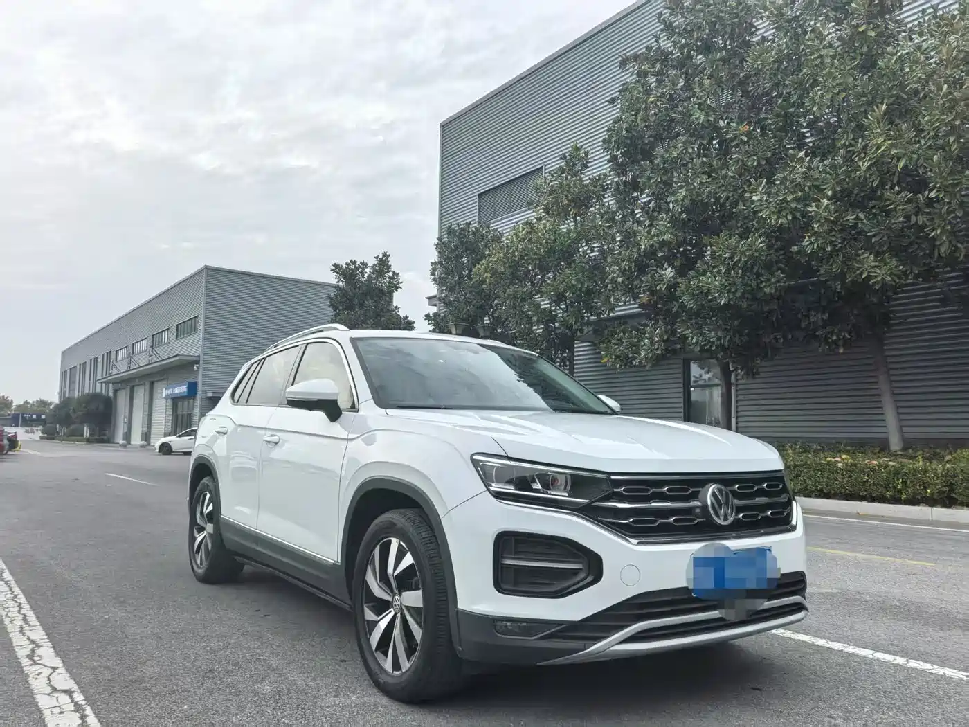 Volkswagen Tayron 2019 330TSI 2WD Luxury China VI фото 3