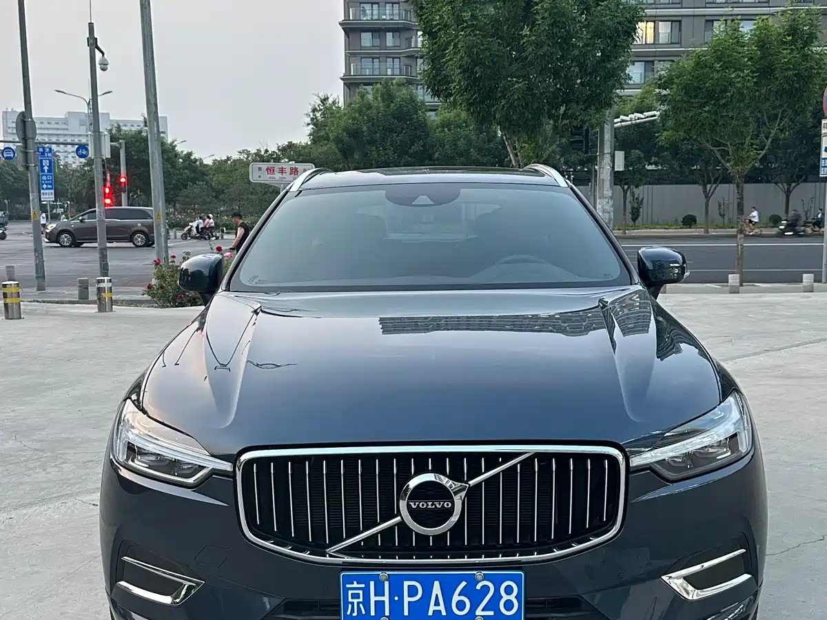 Volvo XC60 2021 T5 AWD Momentum фото 2
