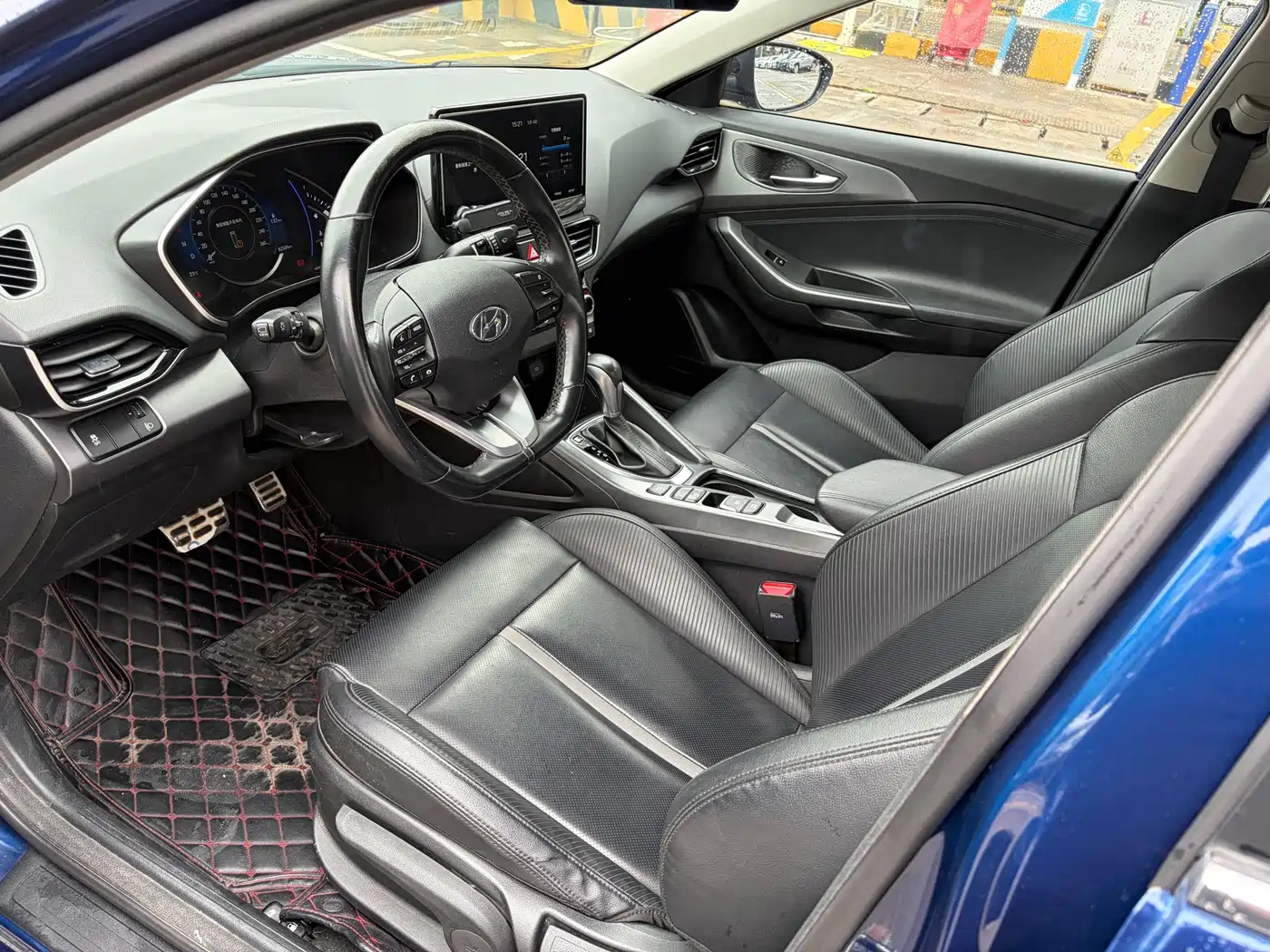 Hyundai Fista 2019 280TGDi Sport Edition China VI фото 4