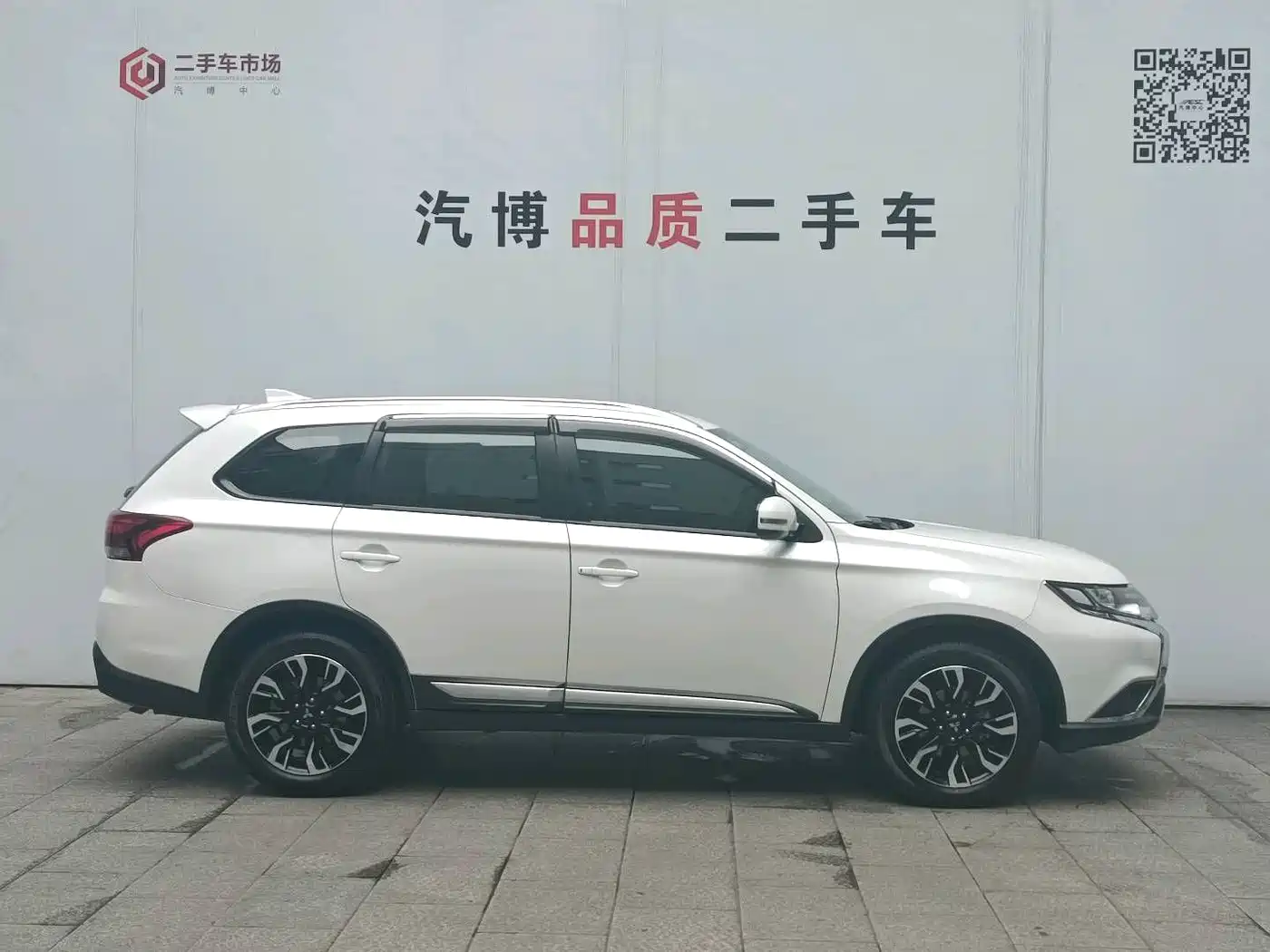 Mitsubishi Outlander 2019 2.0L 2WD Enjoy 5-Seater China VI фото 7