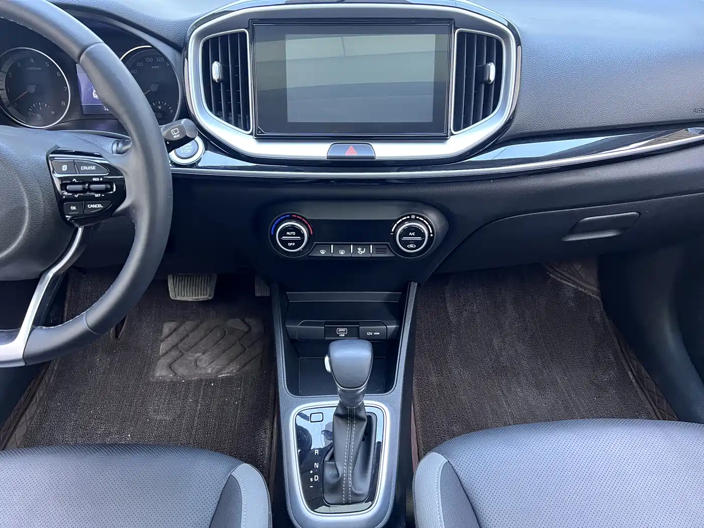Kia KX1 2021 1.4L CVT Fun Sunroof Version фото 10