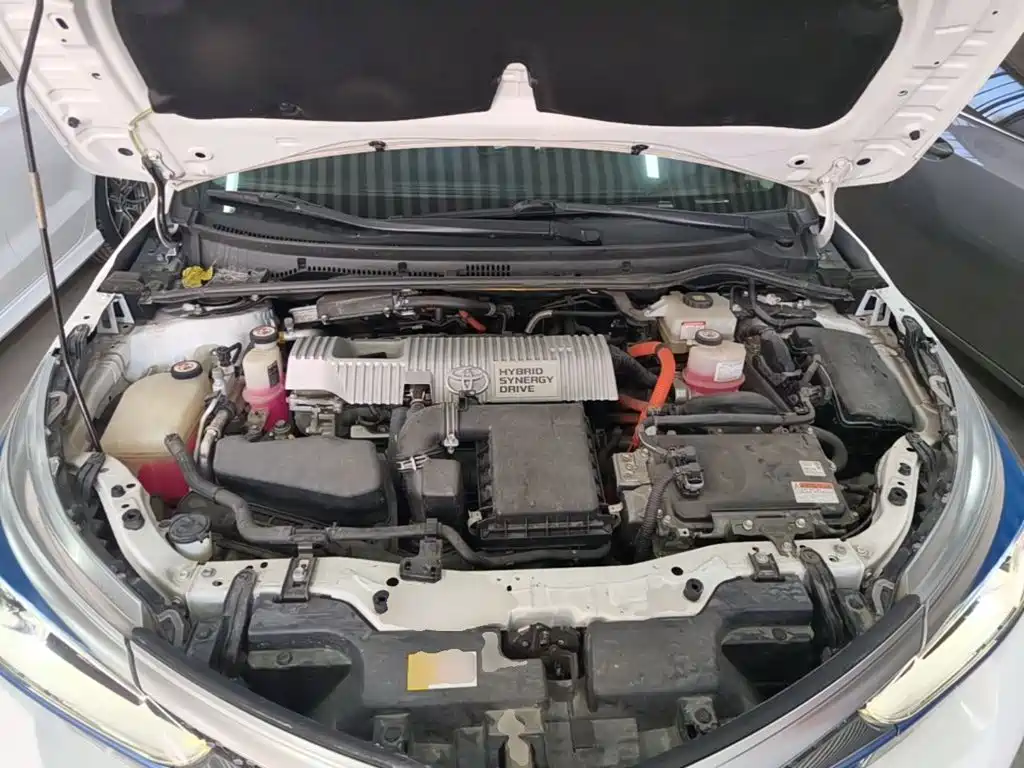 Toyota Corolla Twin Engine E+ 2019 2019 1.8L E-CVT Luxury Edition