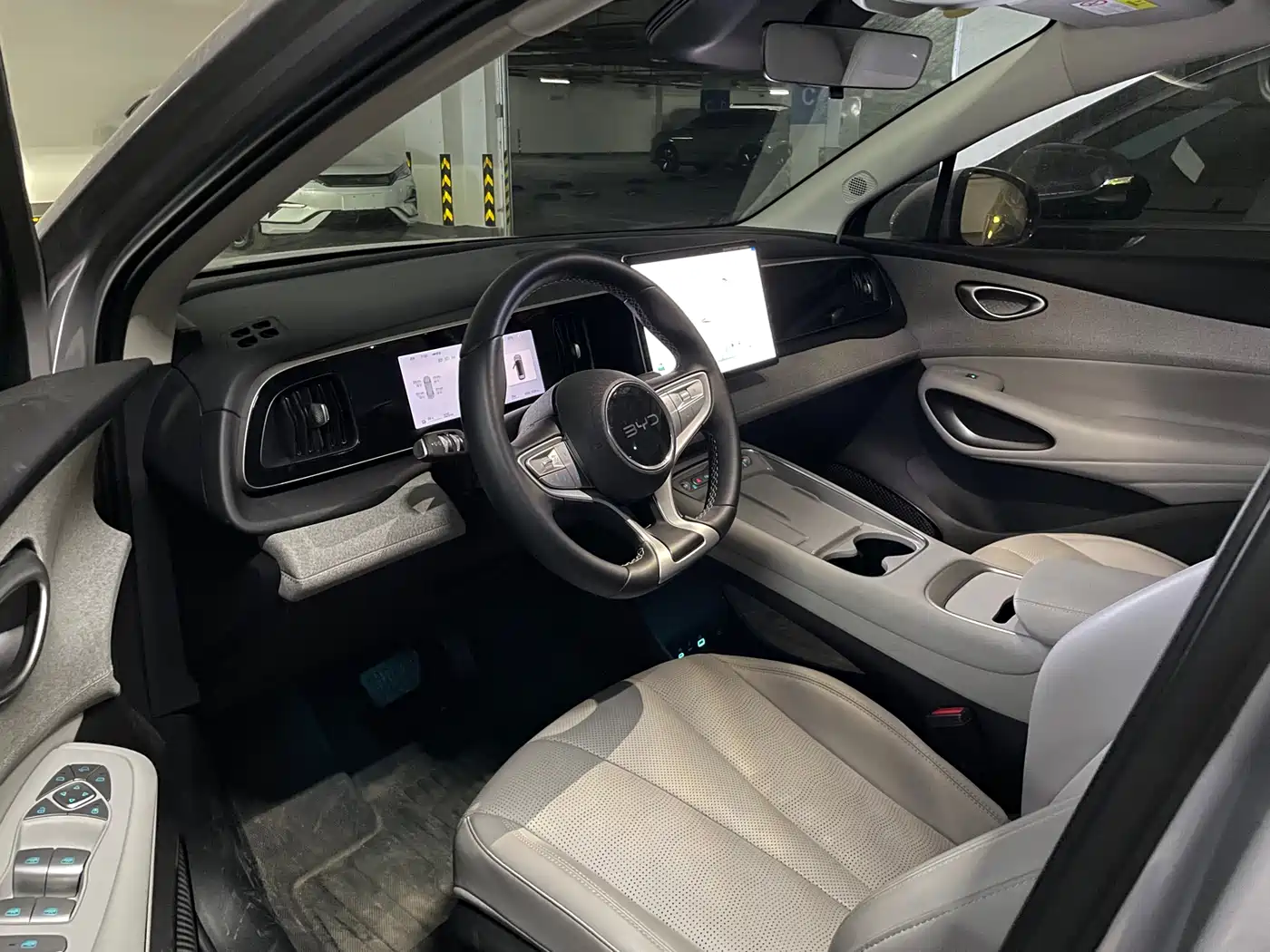 BYD Hai Shi 05 EV 2025 520KM Smart Navigation Edition фото 4