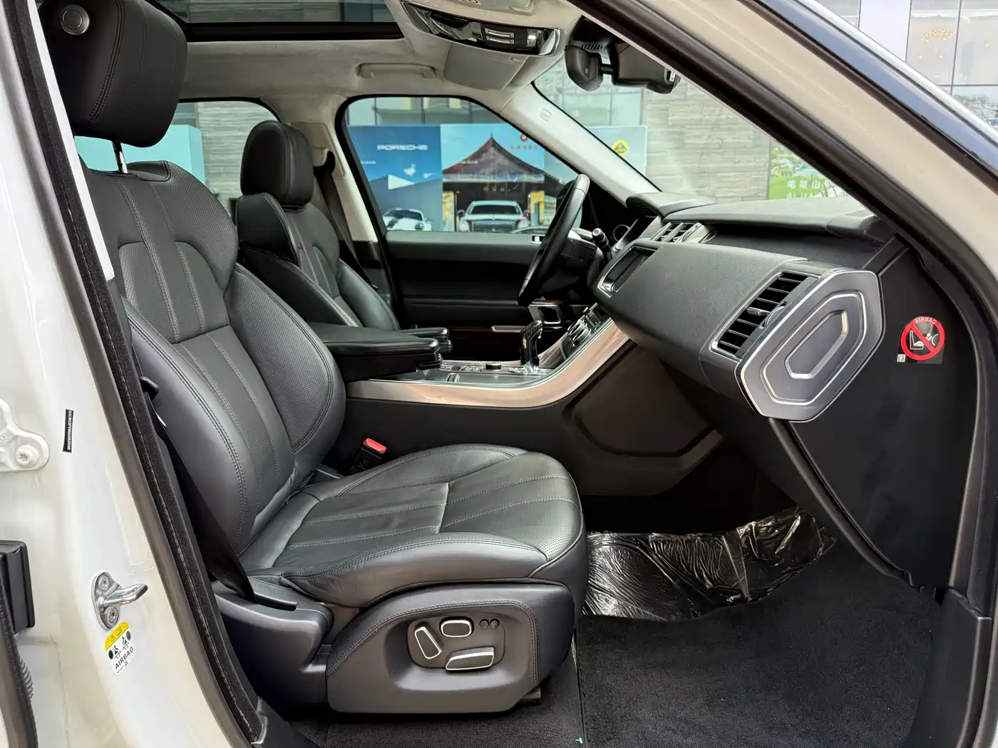 Land Rover Range Rover Sport 2017 3.0 SC V6 SE фото 43