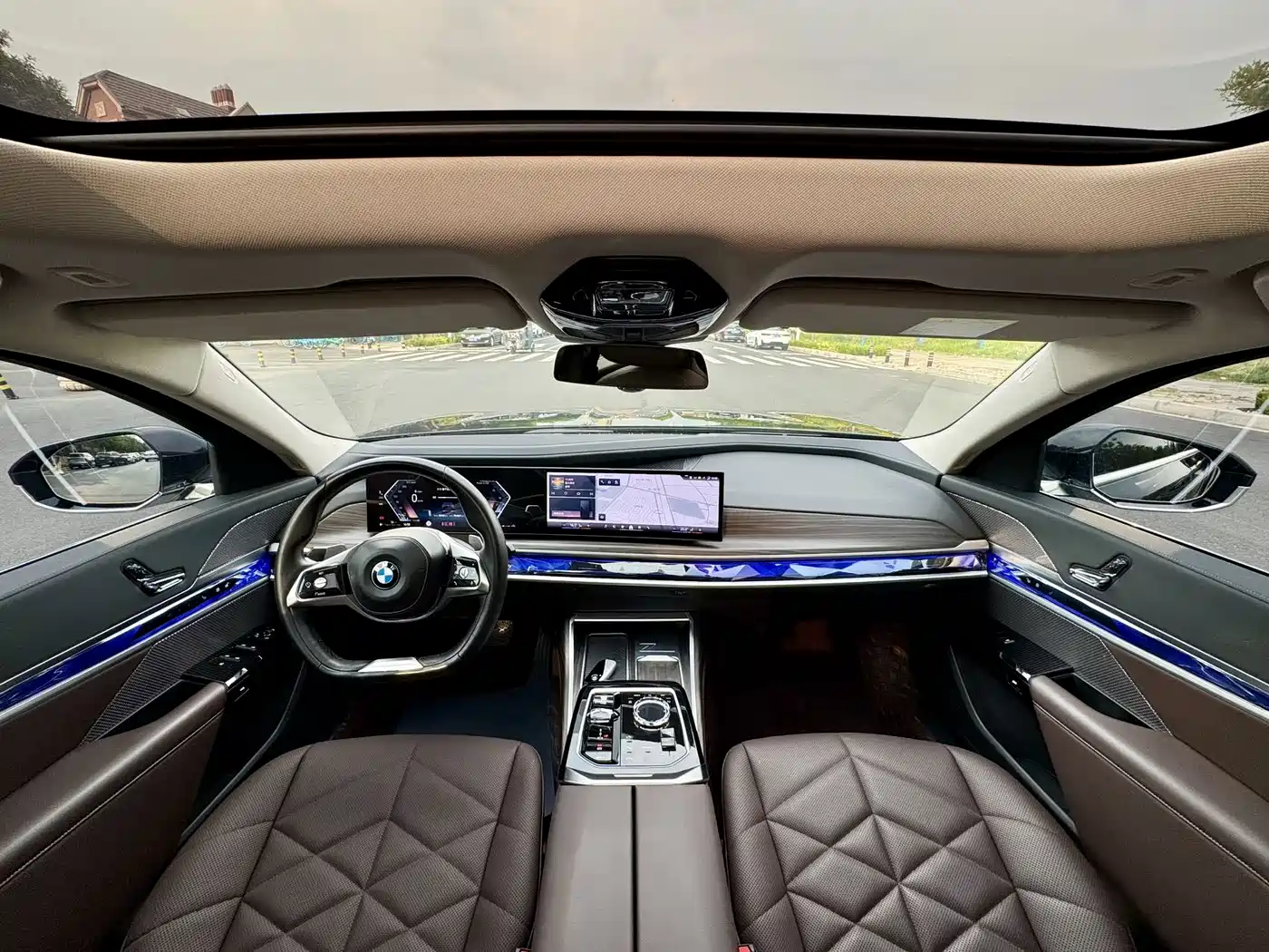 BMW 7 Series 2023 Model 735Li Luxury Package фото 6