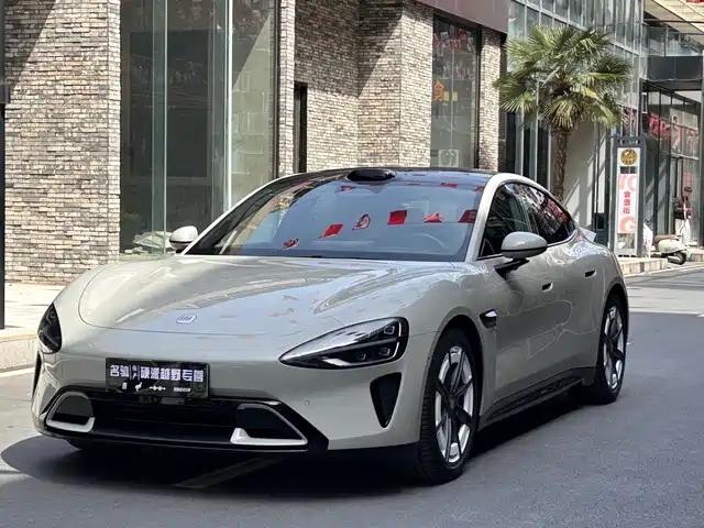 XIAOMI CAR XIAOMI SU7