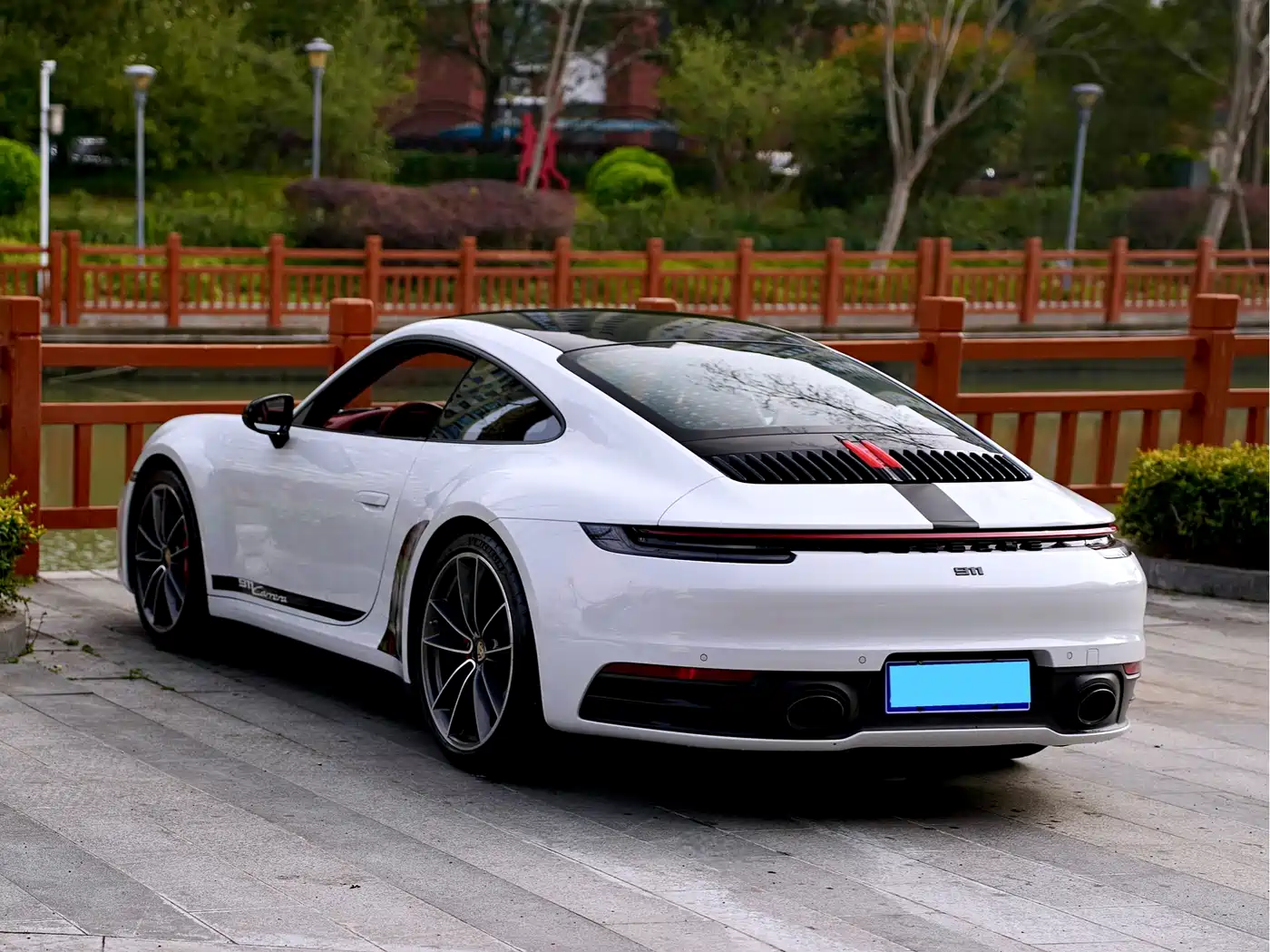 Porsche 911 2023 Carrera 3.0T фото 6