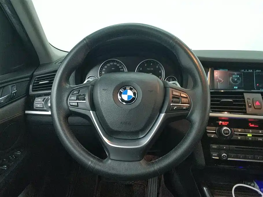 BMW X4 2014 xDrive20i X Design Package фото 15