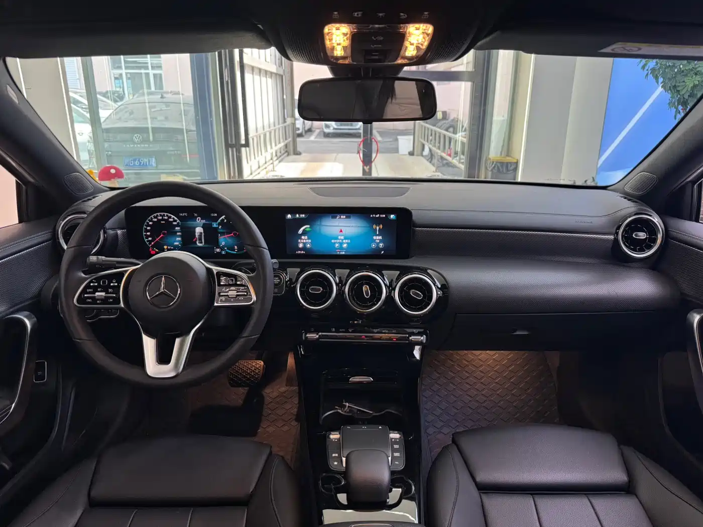 Mercedes-Benz A-Class 2021 A 180 L Sports Sedan фото 5