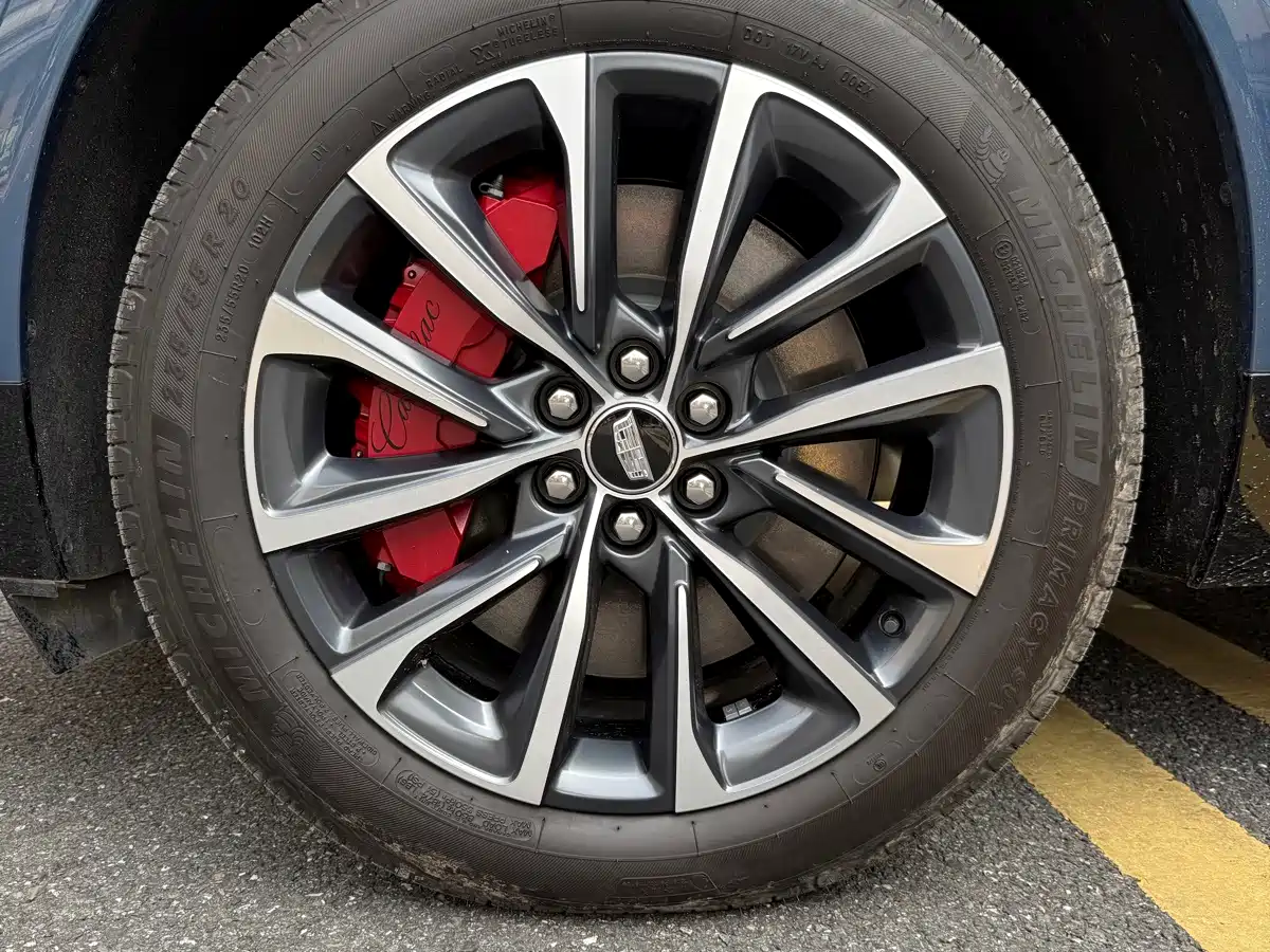 Cadillac XT5 2024 2025 2.0T Premium Model