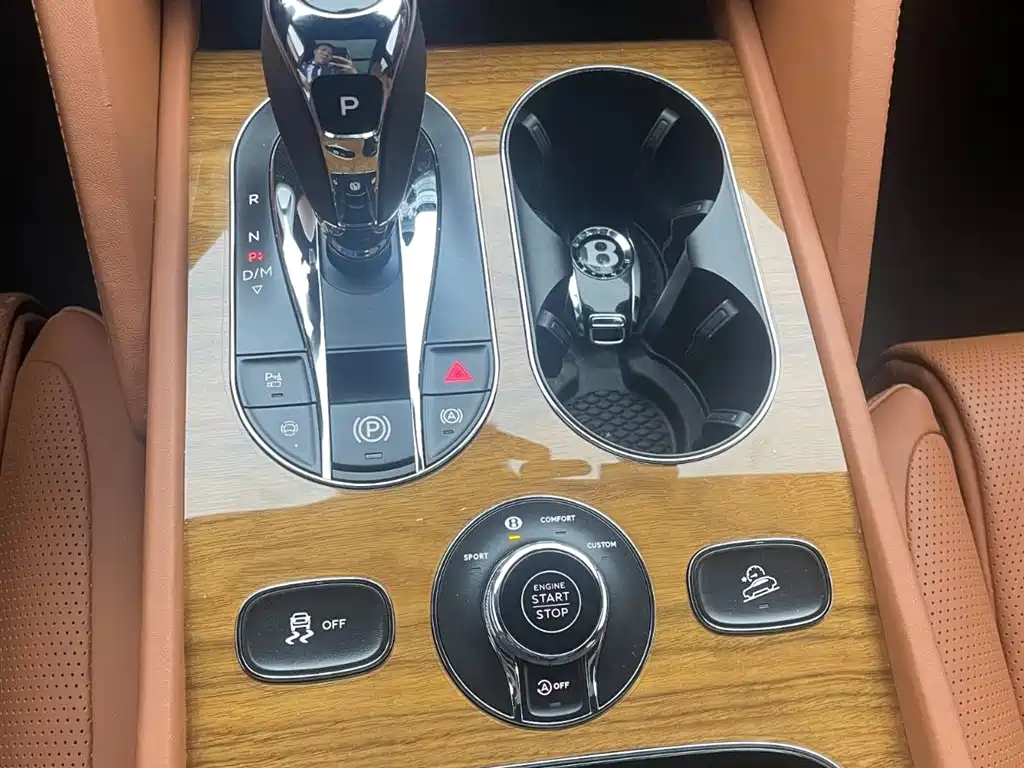 Bentley Bentayga 2024 2024 4.0T V8 Long Wheelbase