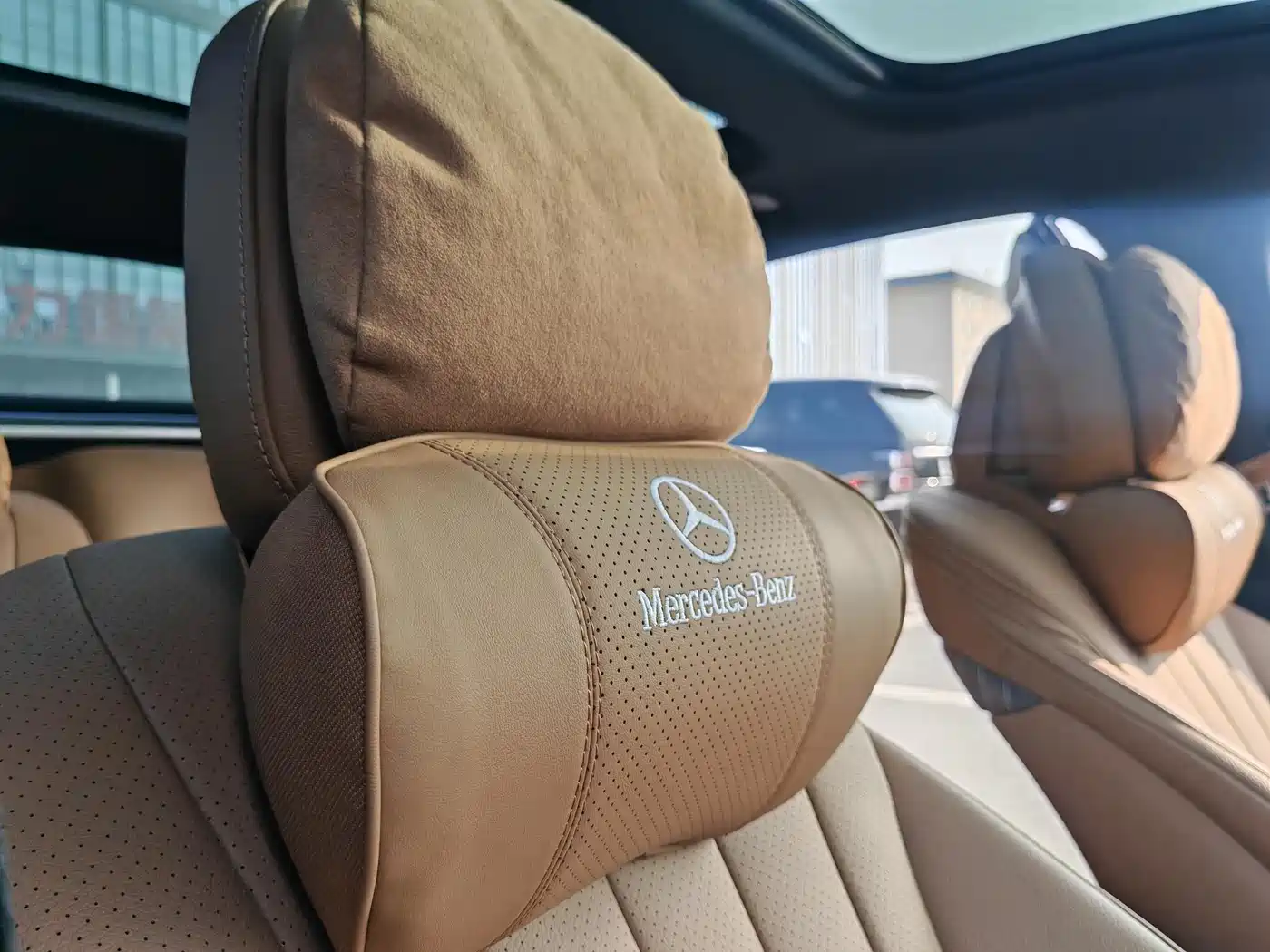 Mercedes-Benz E-Class 2024 Model E 300 L Luxury фото 25