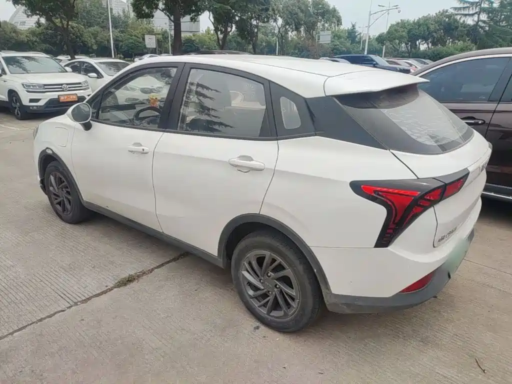 Nezha Auto Nezha V 2020 2021 Standard Range Entertainment Edition