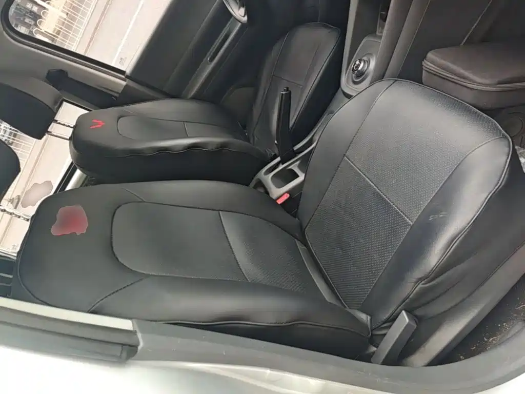 Wuling Motors Wuling Hongguang New Energy 2025 2024 Model Pure Electric 300KM Utility Version