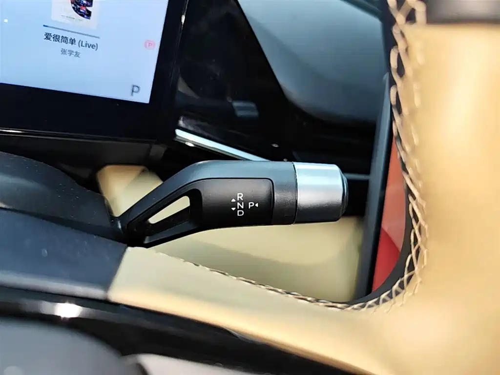 Geely Galaxy Galaxy L6 2024 125km PLUS Soaring Dragon Edition фото 14