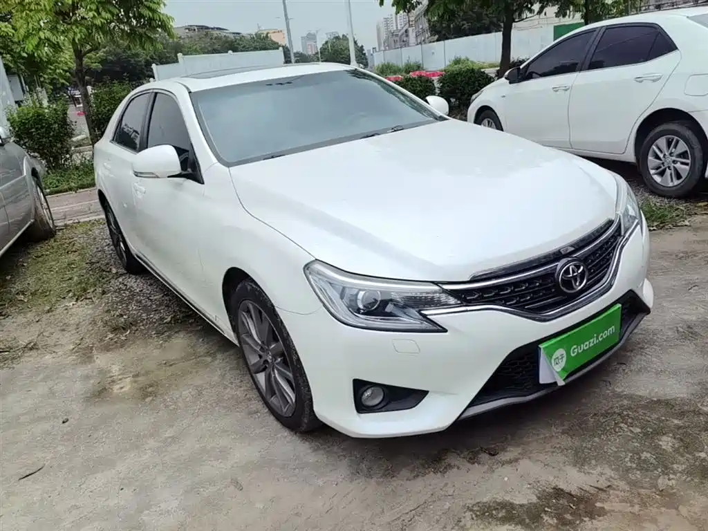 Toyota Reiz 2013 2.5V Premium Edition фото 4