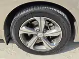 Photo 12 - Geely Emgrand GL