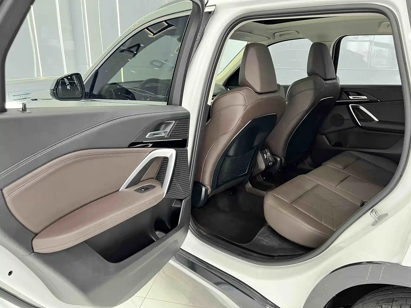 BMW X1 2023 sDrive20Li X Design Package фото 8