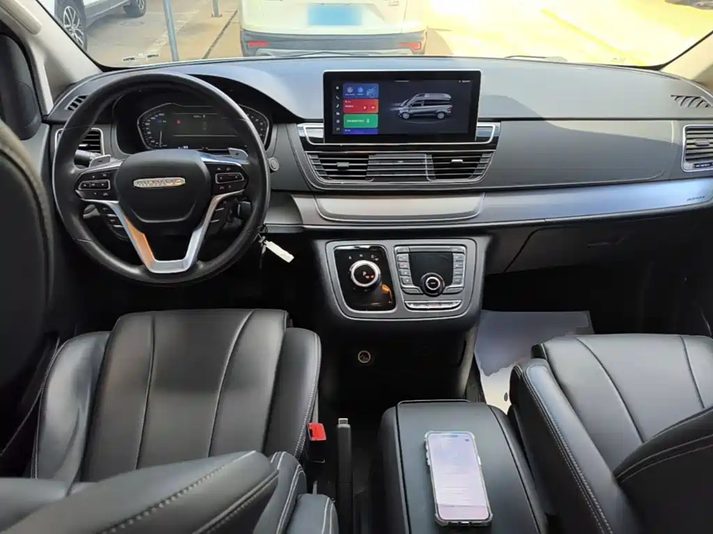 Maxus G20 2024 2023 Facelift ES 2.0T Gasoline Automatic Value Edition