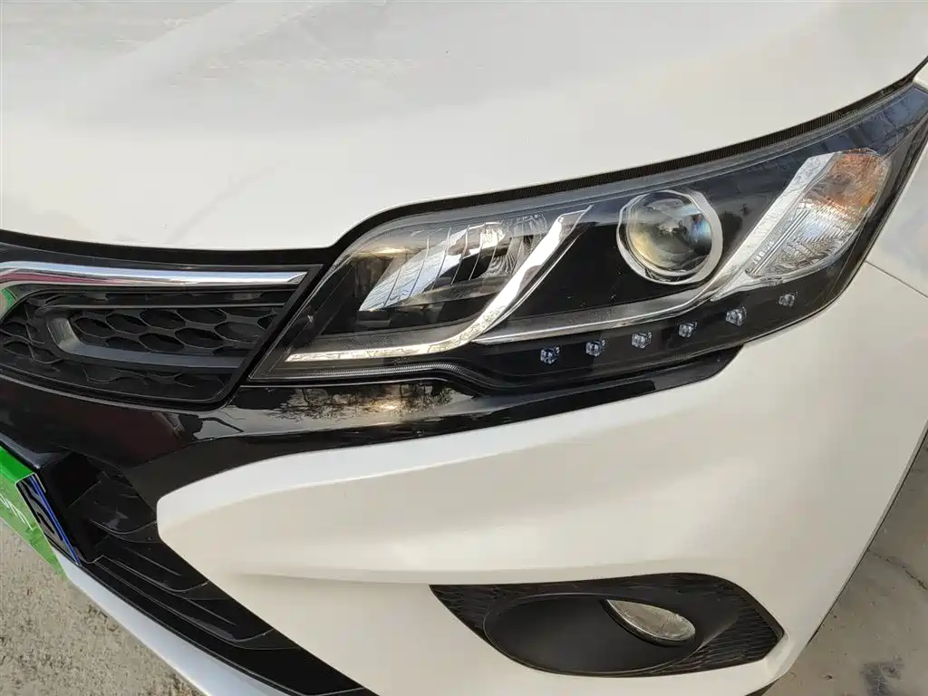 Soueast DX3 2023 2022 1.5L Manual Luxury