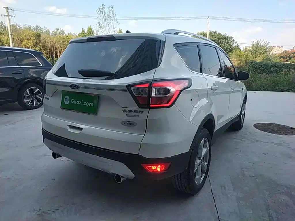 Ford Kuga 2017 2017 EcoBoost 180 FWD Platinum