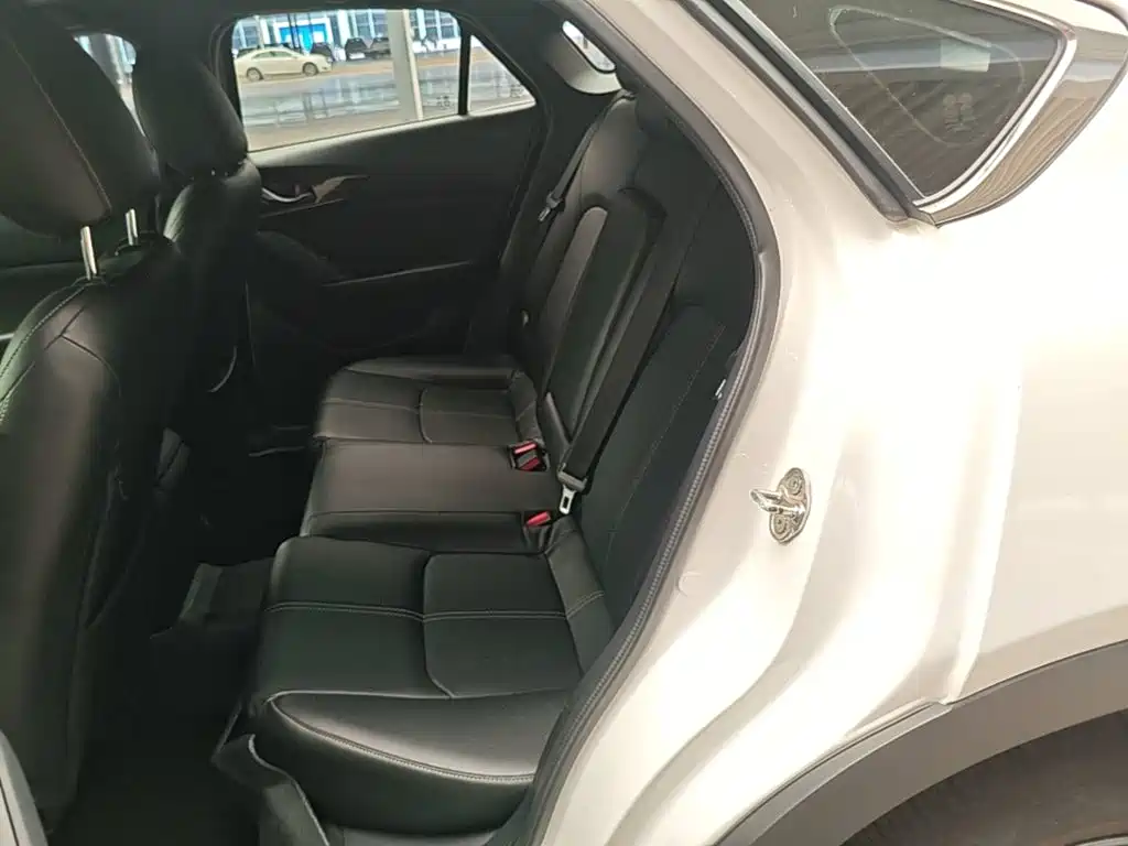 Фото 17 - Mazda CX-4