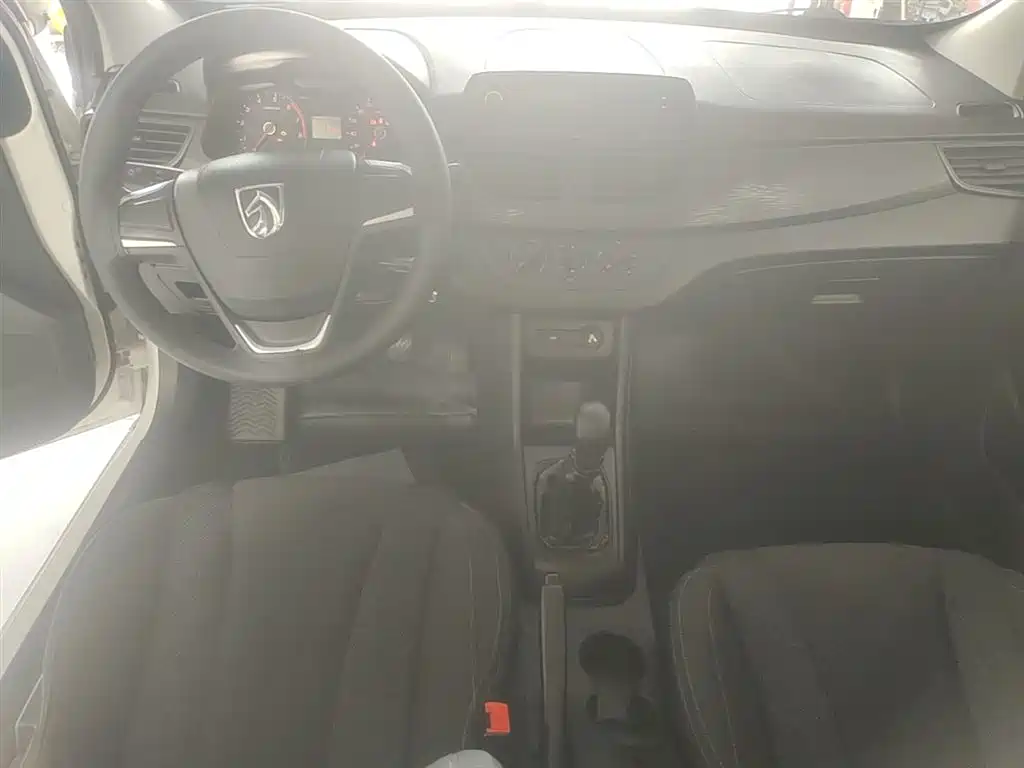 Baojun 310 2018 2016 1.2L Manual Comfort Model