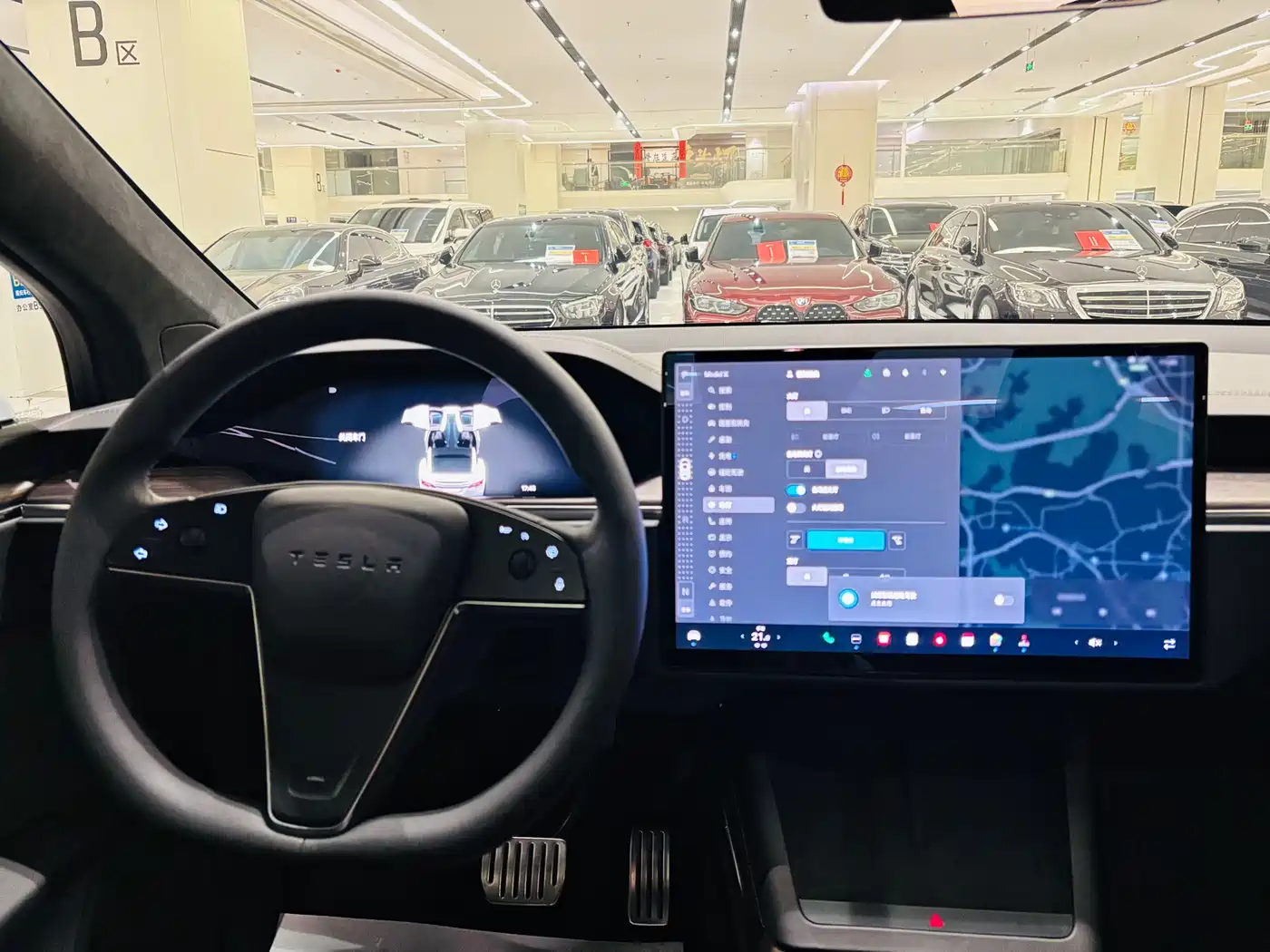Tesla Model X 2023 Dual Motor All-Wheel Drive Edition фото 10