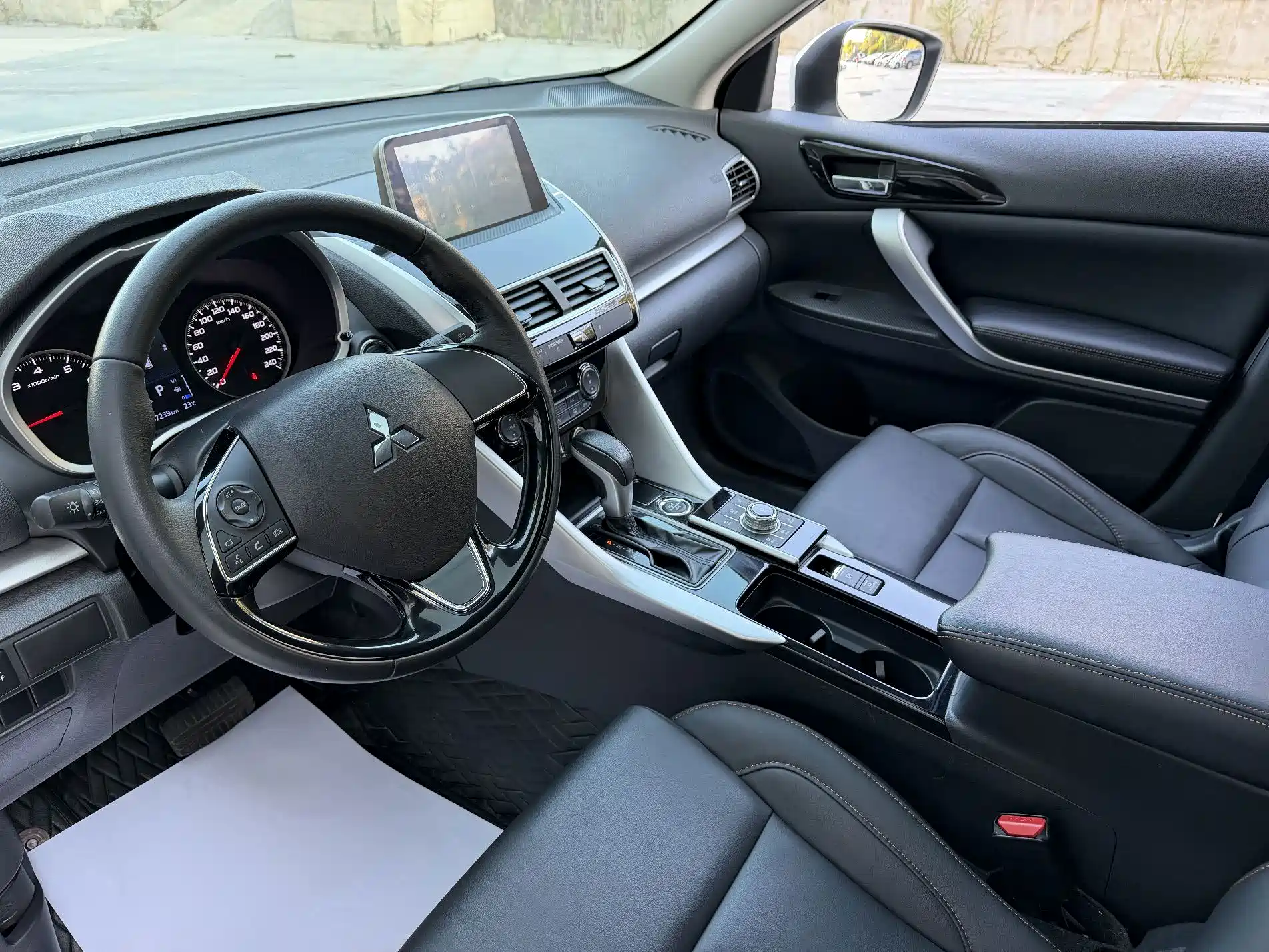 Photo 6 - Mitsubishi Eclipse Cross
