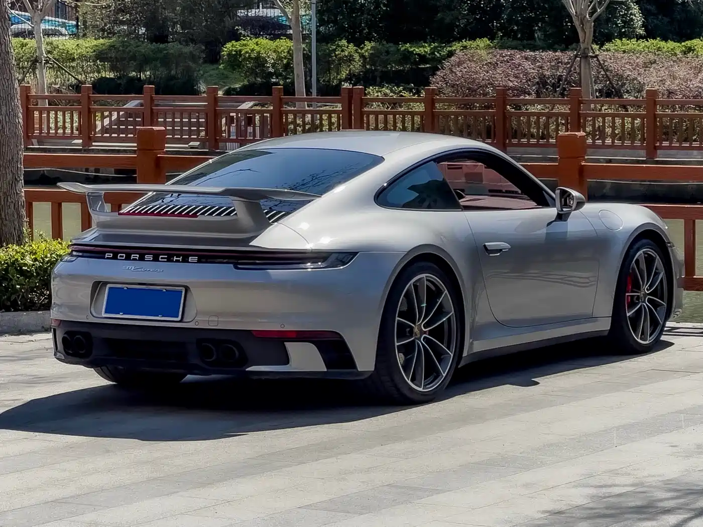 Porsche 911 2023 Carrera 3.0T фото 7