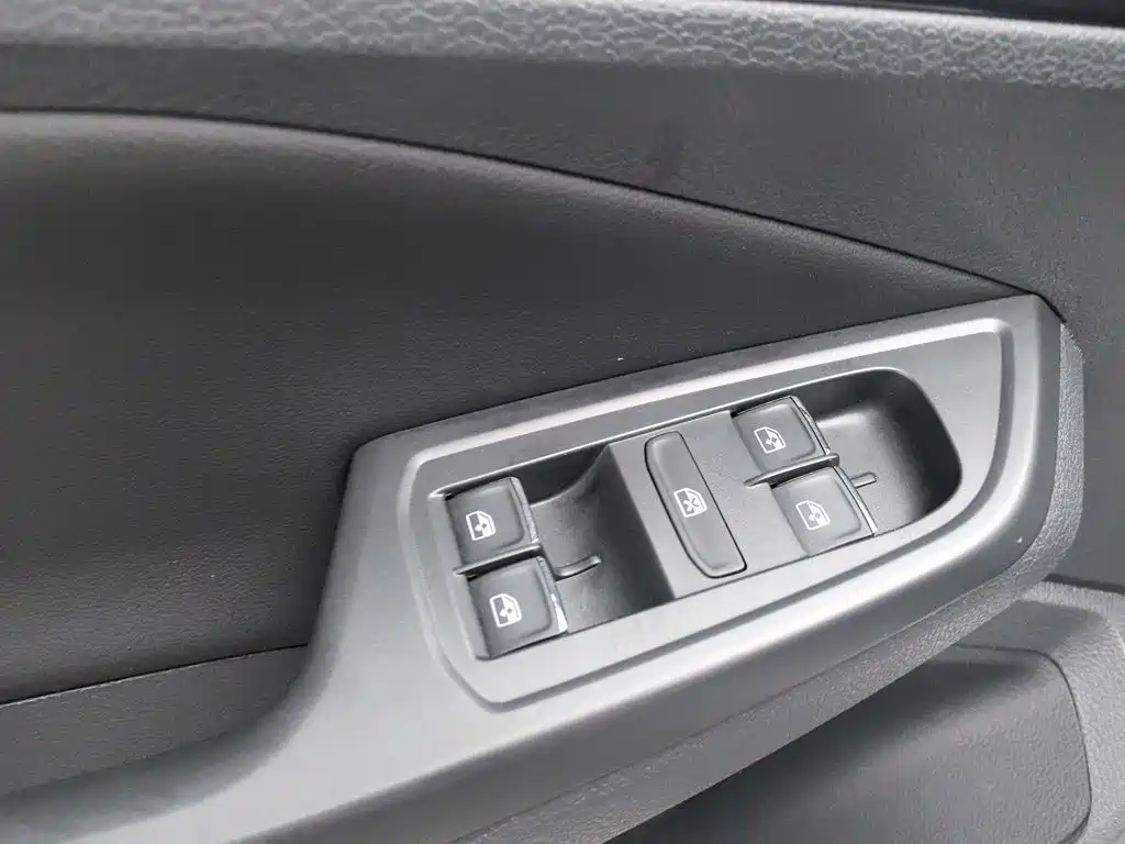 Volkswagen C-TREK 2019 2018 1.5L Manual Comfort