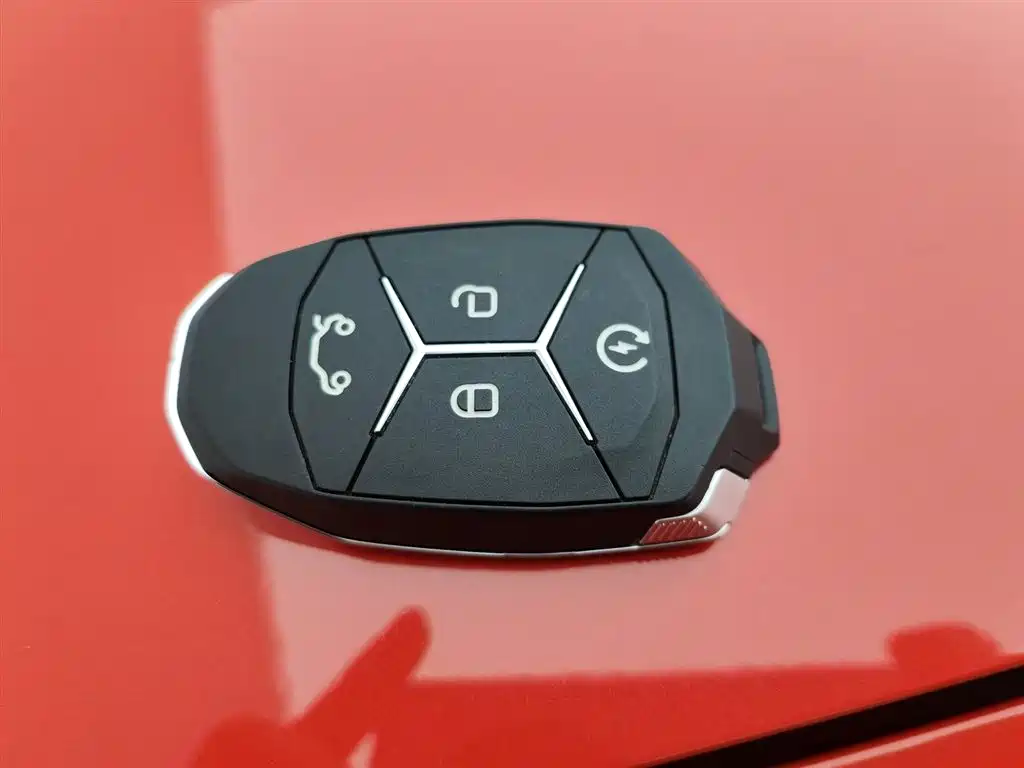 Lynk & Co 01 2019 2.0T AWD Pro Edition China VI фото 19