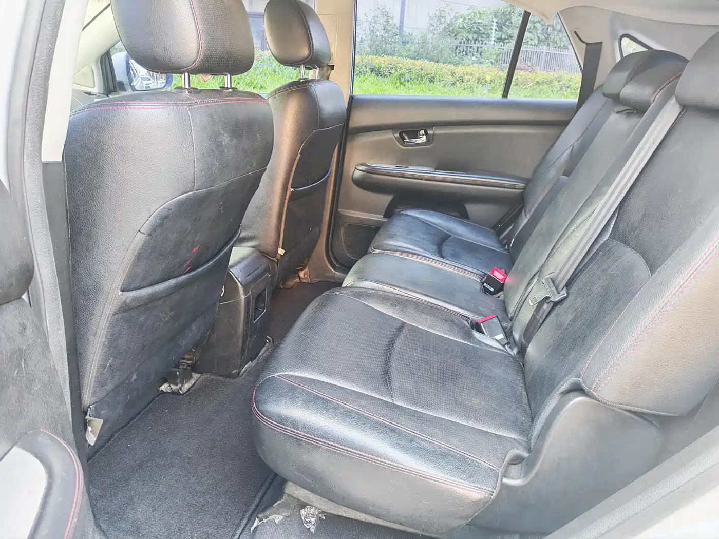 BYD S6 2014 Model 2.0L Manual Luxury 7-Seater фото 7