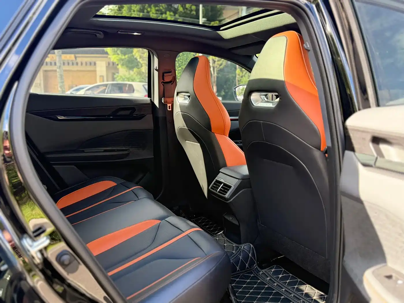 CHANGAN UNI-V