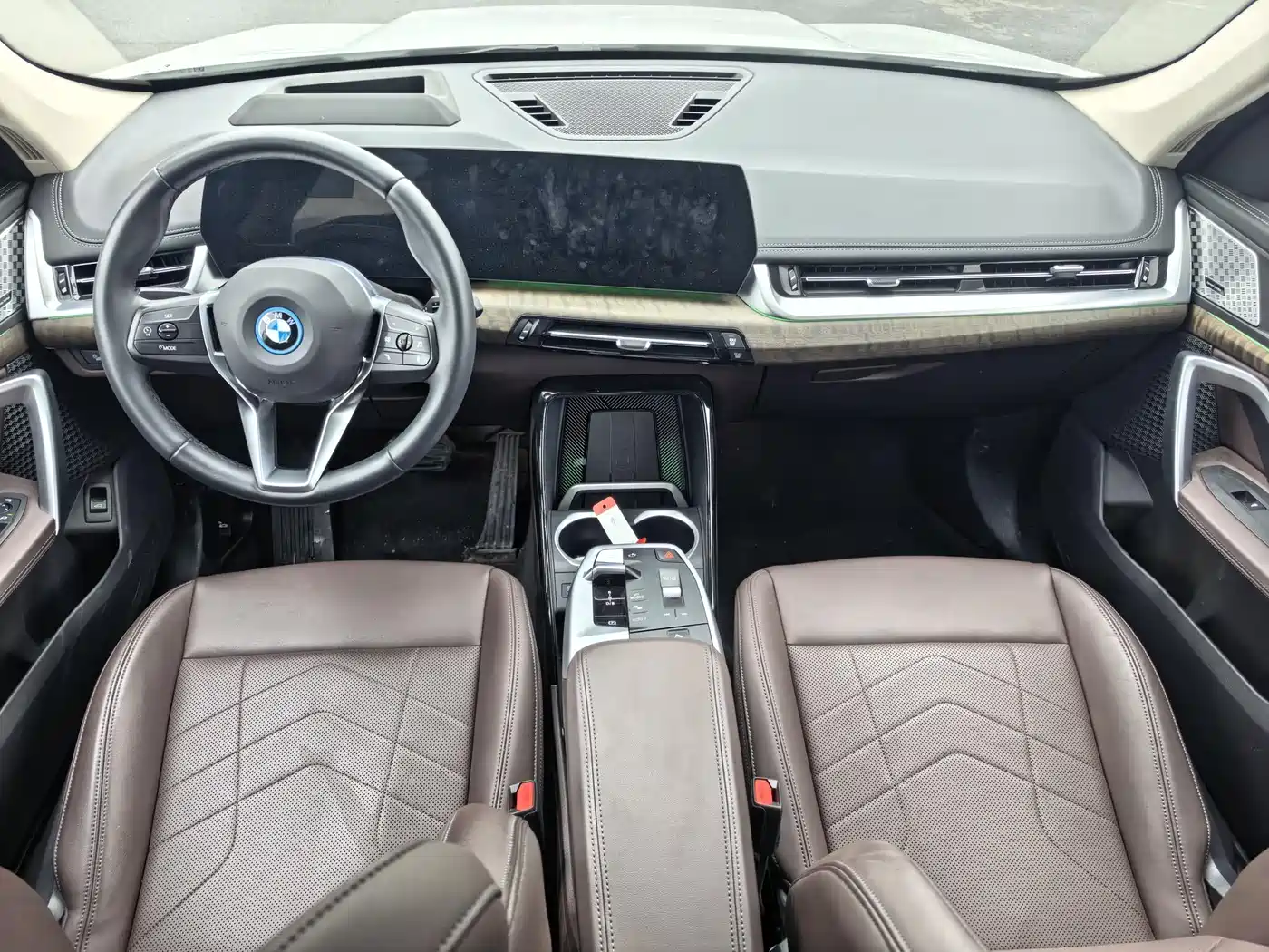 BMW iX1 2023 xDrive30L X Design Package фото 17