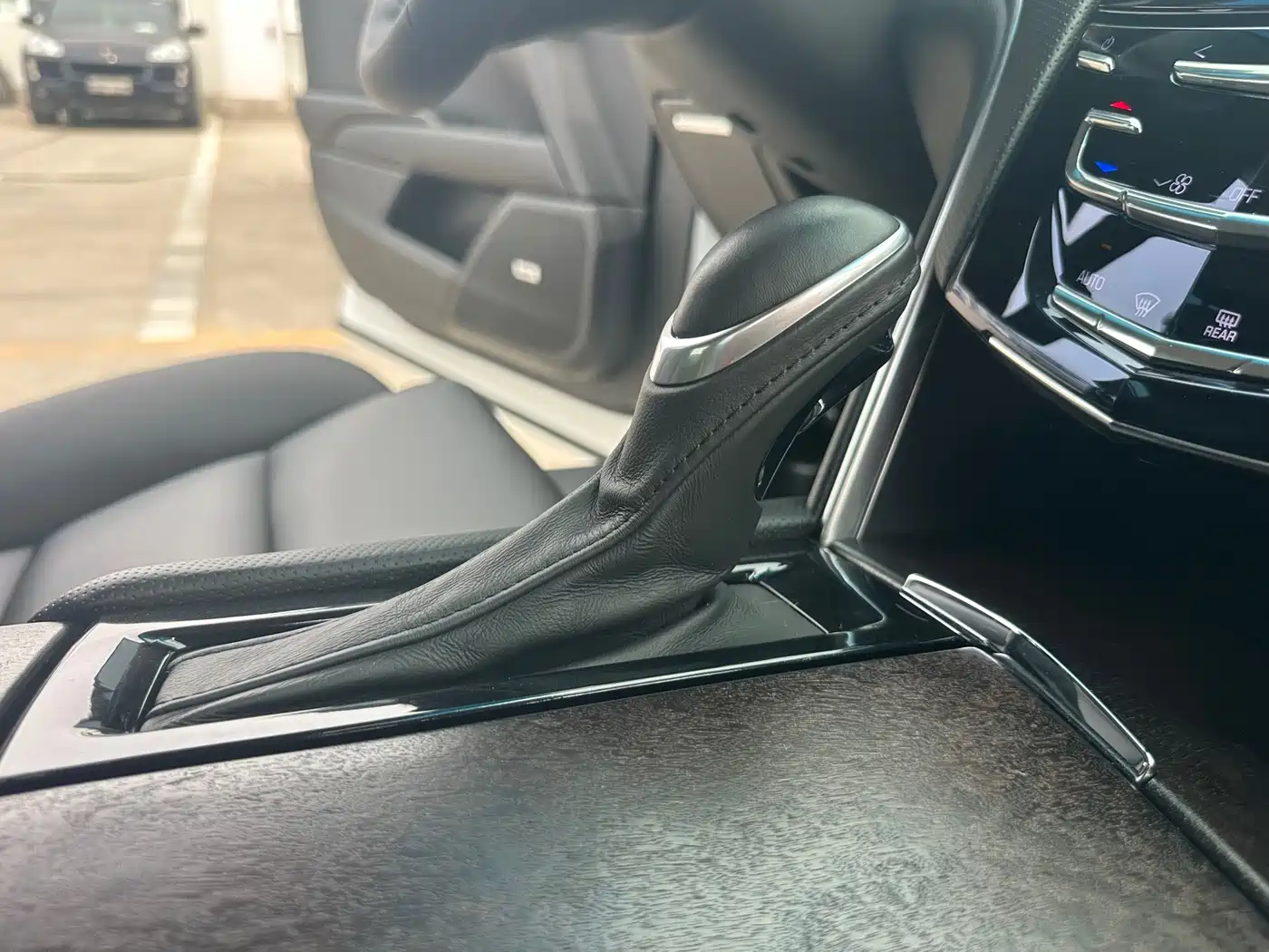Cadillac XTS 2018 28T Technology фото 15