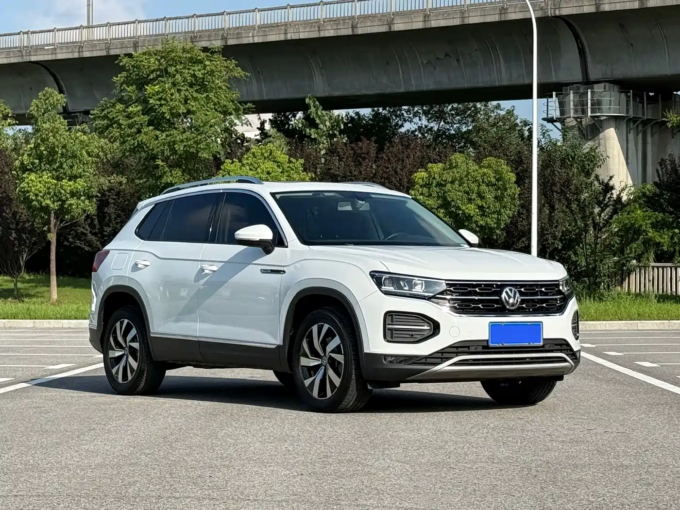 Фото 3 - Volkswagen Tayron