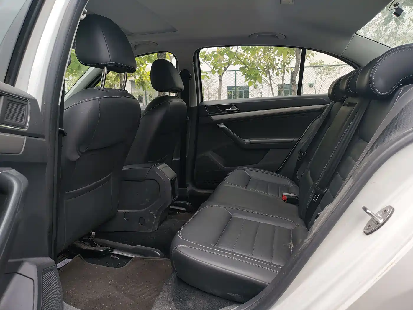 Volkswagen Lavida 2017 1.6L Automatic Comfort Edition фото 9