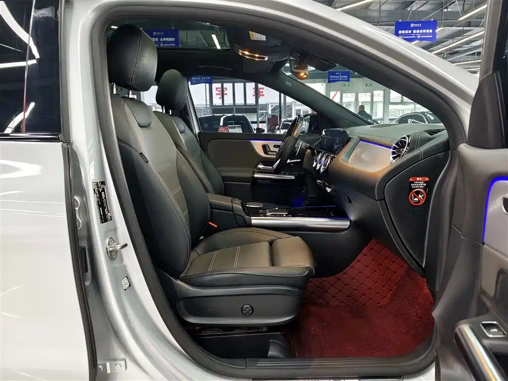 Mercedes-Benz GLA AMG 2022 AMG GLA 35 4MATIC фото 8