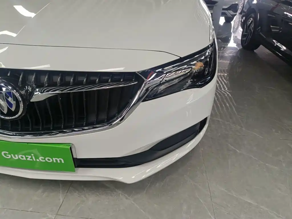 Buick GL6 2022 2021 323T Mild Hybrid Connected Luxury