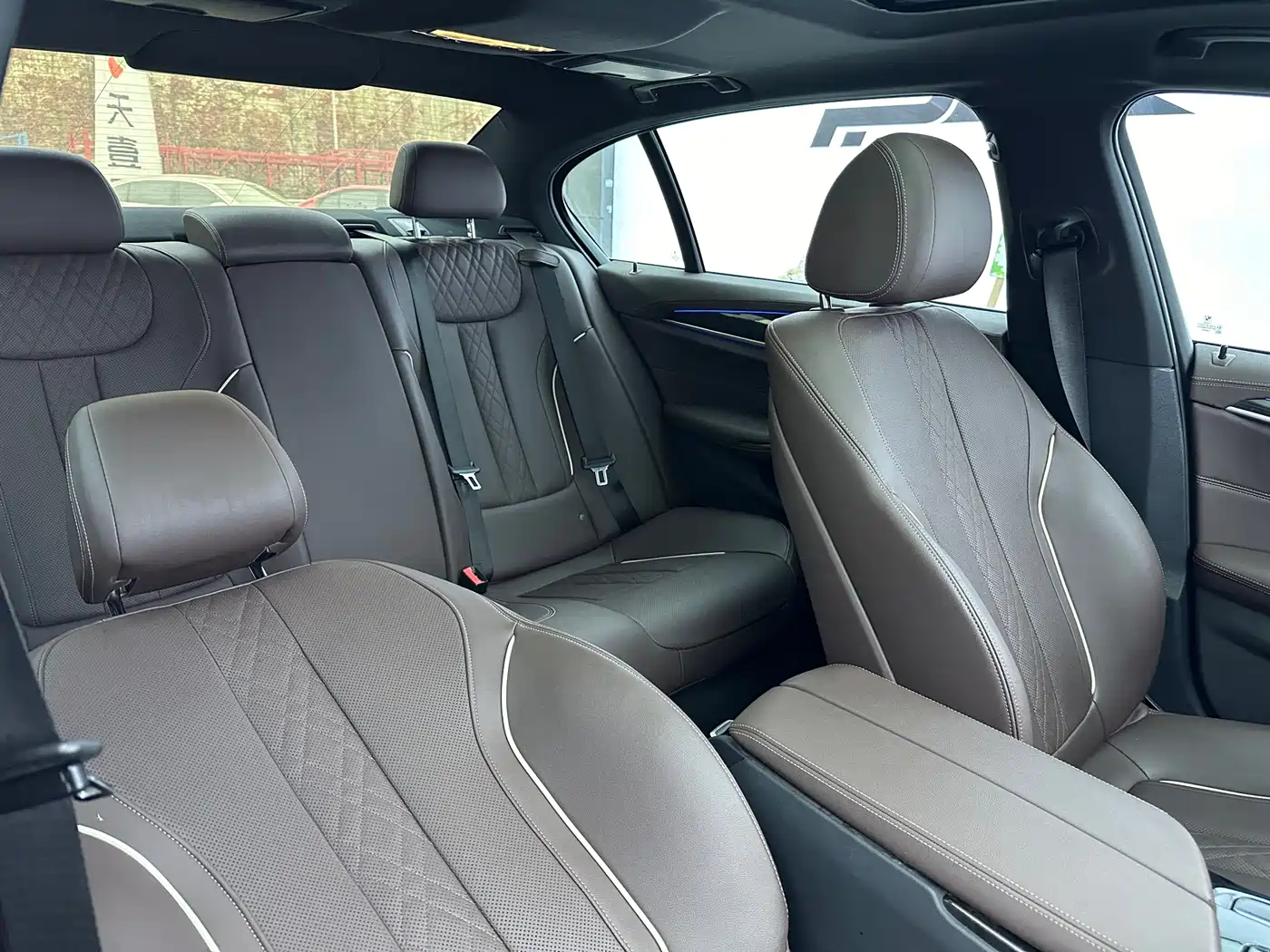 BMW 5 Series 2022 525Li M Sport Package фото 17