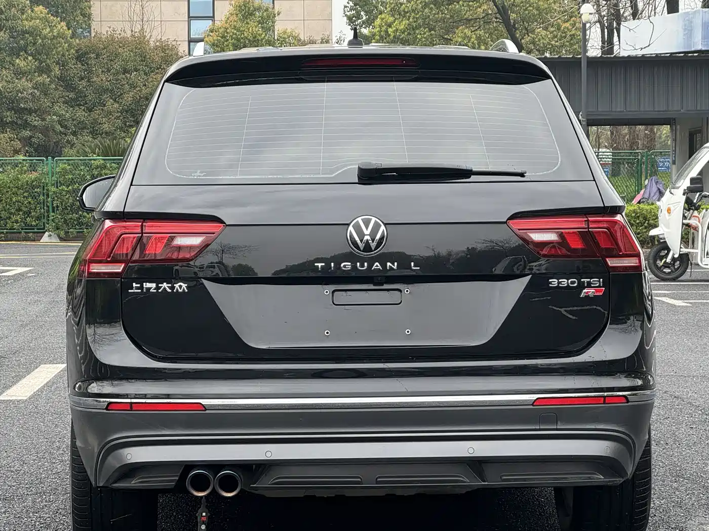 Volkswagen Tiguan L 2020 330TSI Auto 2WD R-Line Flagship China VI фото 4